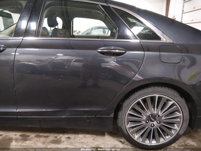 Lincoln MKZ