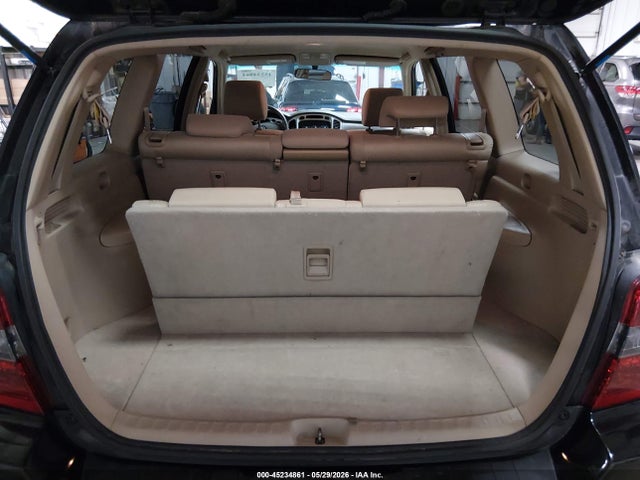 Toyota Highlander V6