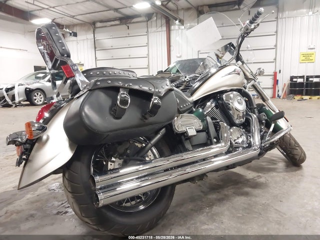 Kawasaki Vn900 D