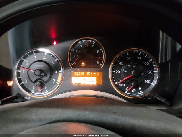 Nissan Armada Platinum