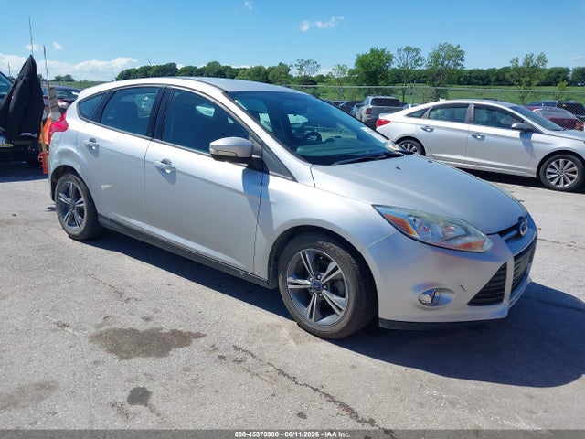 Salvage Ford Focus Image
