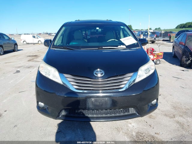 Toyota Sienna Xle V6 8 Passenger