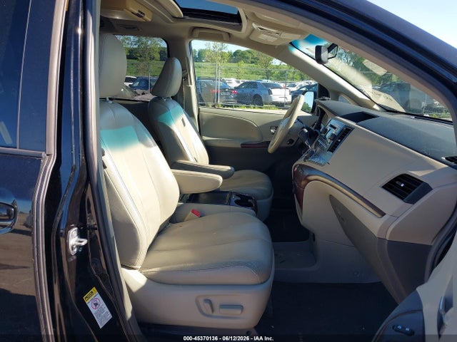Toyota Sienna Xle V6 8 Passenger