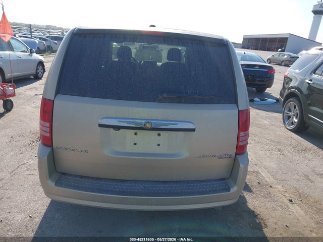 Chrysler Town & Country New Lx
