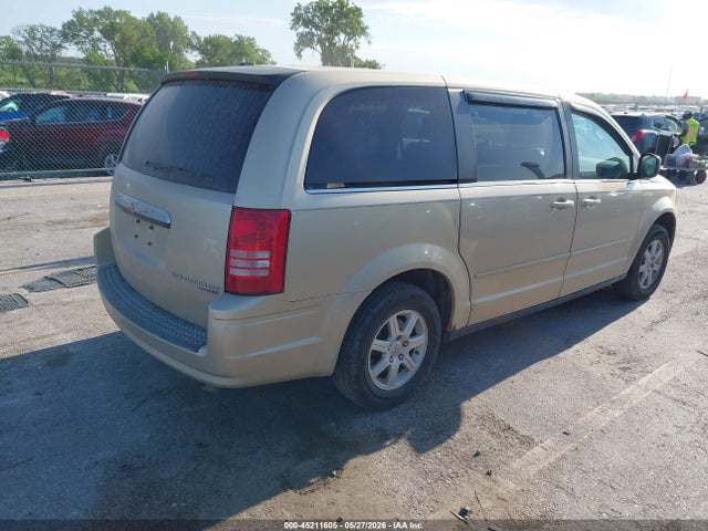 Chrysler Town & Country New Lx