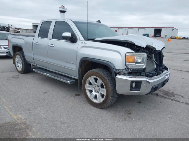 Salvage GMC Sierra 1500 Image