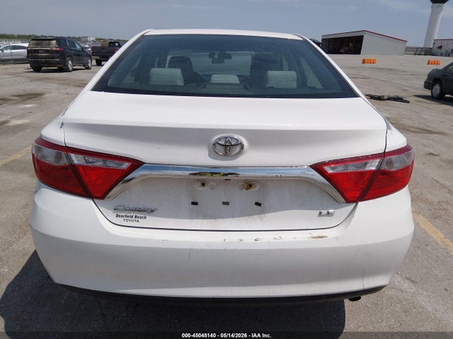 Toyota Camry Le