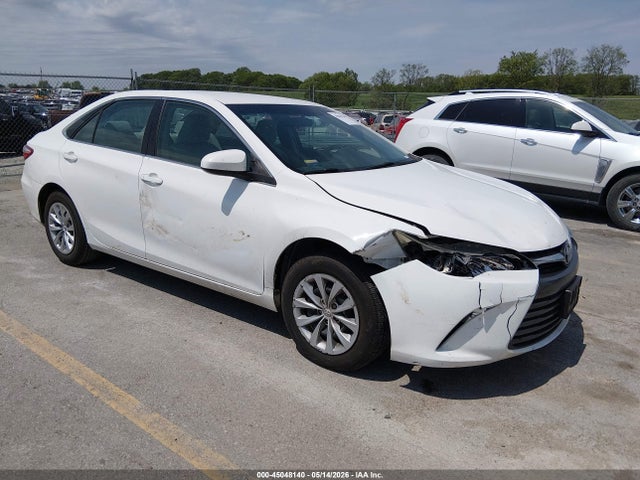 Salvage Toyota Camry Image