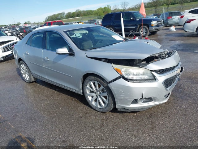 Salvage Chevrolet Malibu Image
