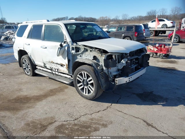 Salvage Toyota 4Runner Image