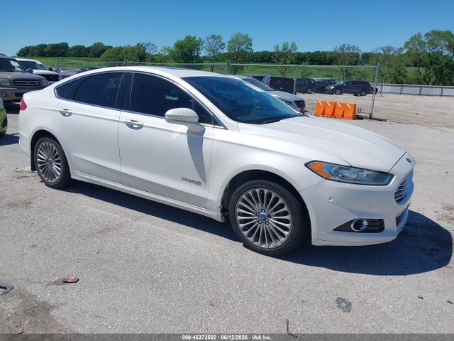 Salvage Ford Fusion Image