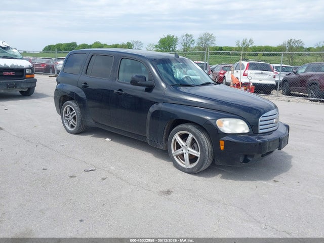 Salvage Chevrolet HHR Image