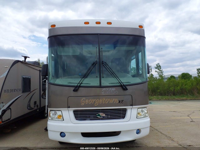 Ford F-550 Super Duty Stripped Chass