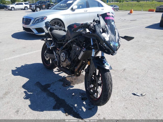 Salvage Honda Cbr500 Image