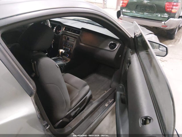 Ford Mustang V6