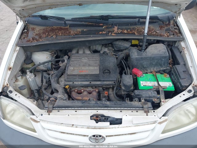 Toyota Sienna Le