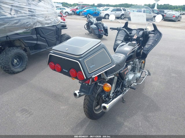 Suziki 800