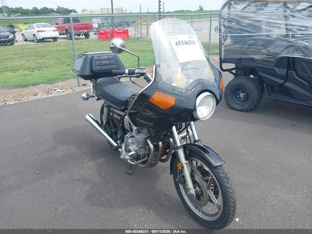 Salvage Suziki 800 Image