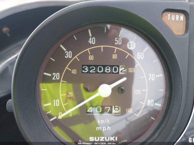 Suziki 800