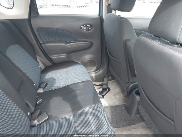 Nissan Versa Sv