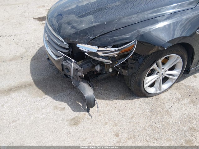 Ford Taurus Sel
