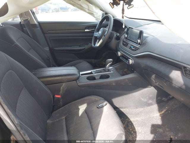 Nissan Altima S Fwd