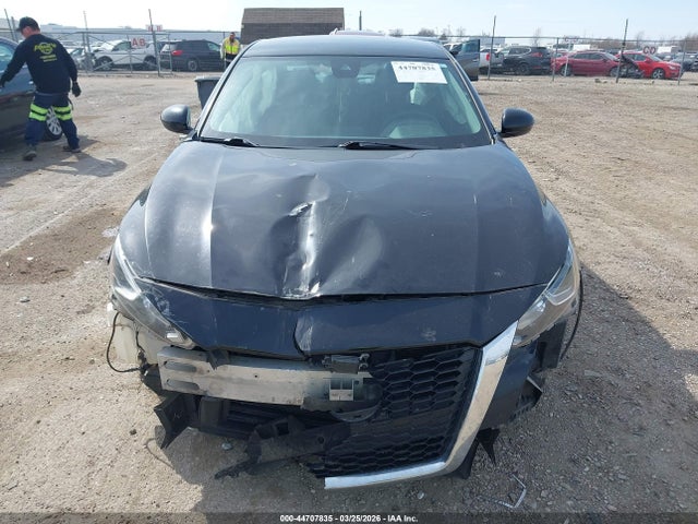 Nissan Altima S Fwd