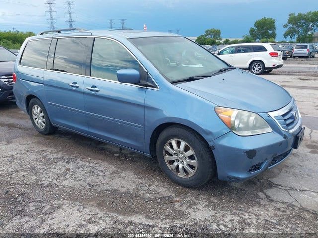Salvage Honda Odyssey Image