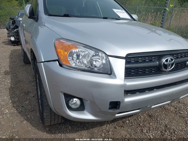 Toyota RAV4 Sport V6