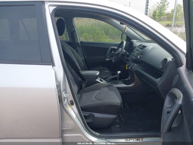 Toyota RAV4 Sport V6