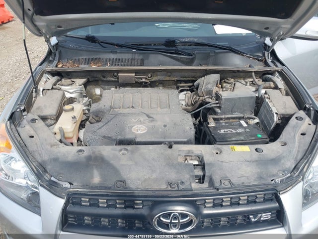 Toyota RAV4 Sport V6