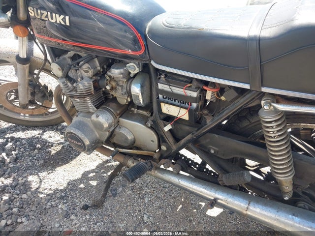 Suzuki Gs550e