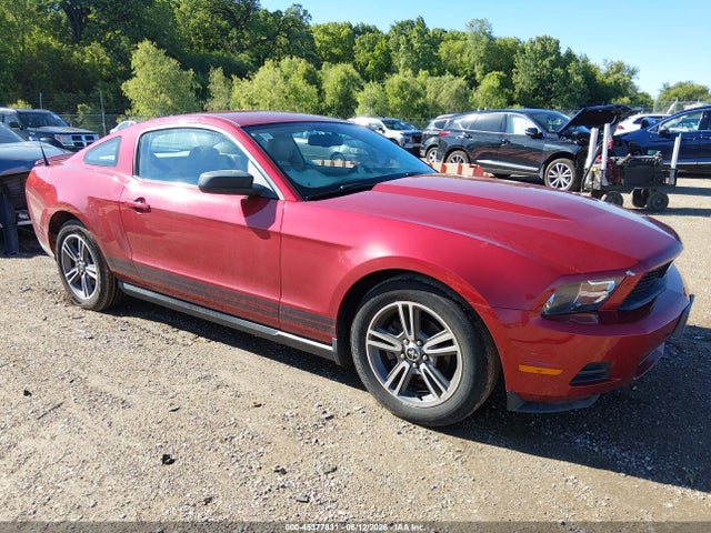 Salvage Ford Mustang Image