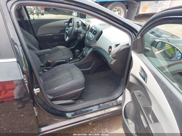 Chevrolet Sonic Lt Auto