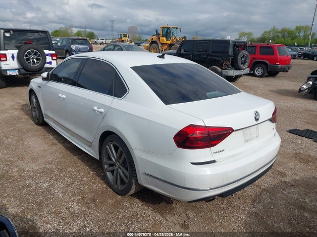 Volkswagen Passat 1.8t R-line