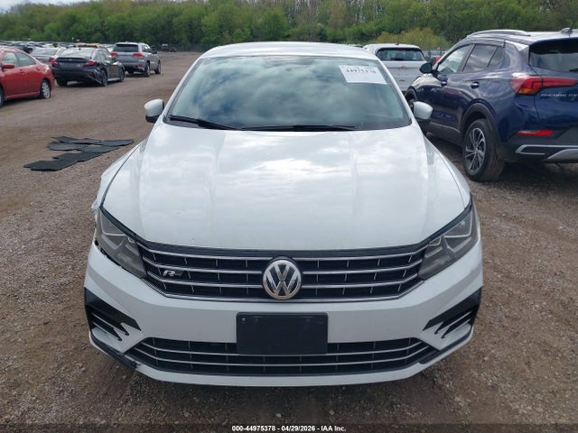 Volkswagen Passat 1.8t R-line