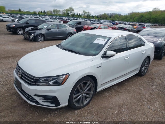 Volkswagen Passat 1.8t R-line