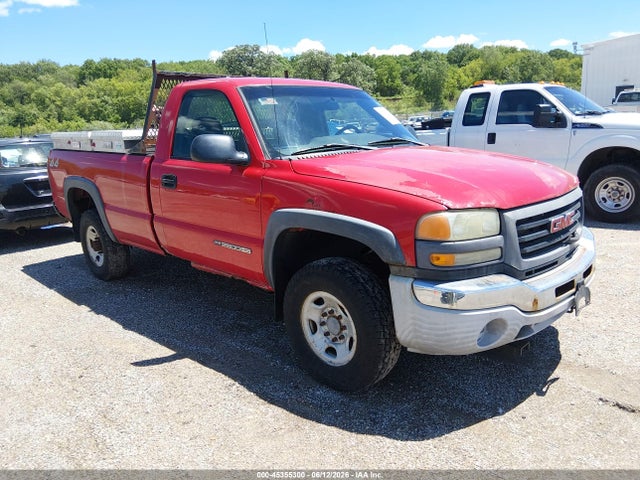 Salvage GMC Sierra 2500 Image