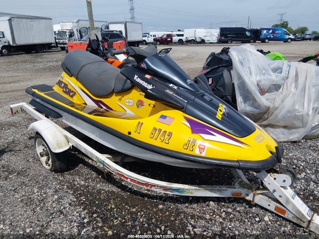 Salvage Kawasaki 1100 Zxi Image