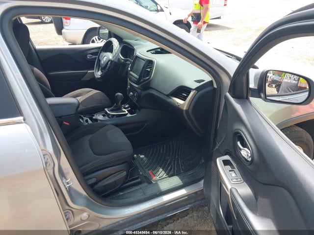 Jeep Cherokee Latitude 4x4
