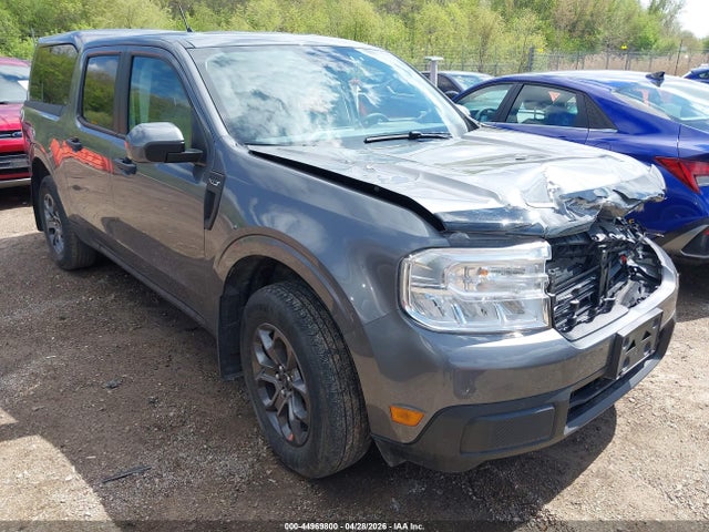 Salvage Ford Maverick Image
