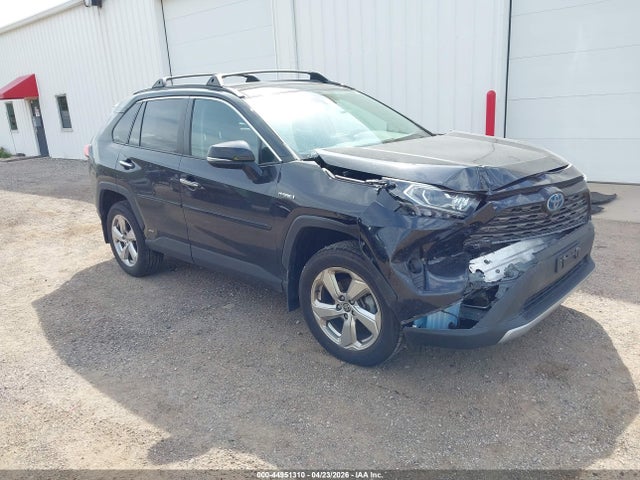 Salvage Toyota RAV4 Image