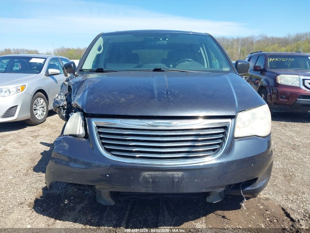 Chrysler Town & Country Touring-l