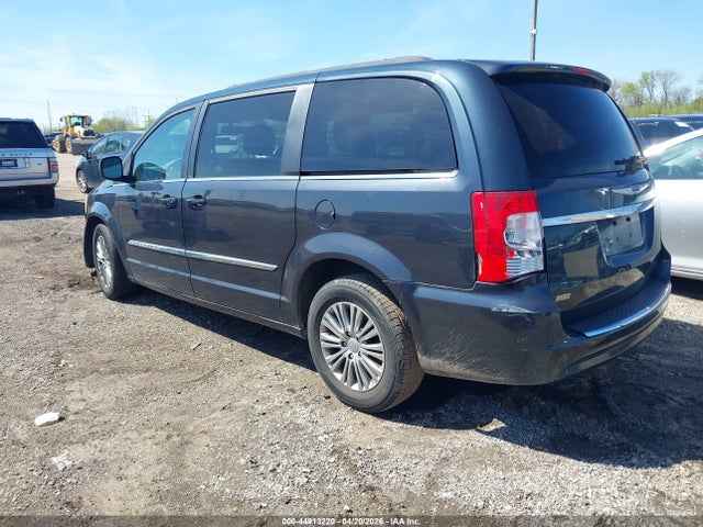 Chrysler Town & Country Touring-l