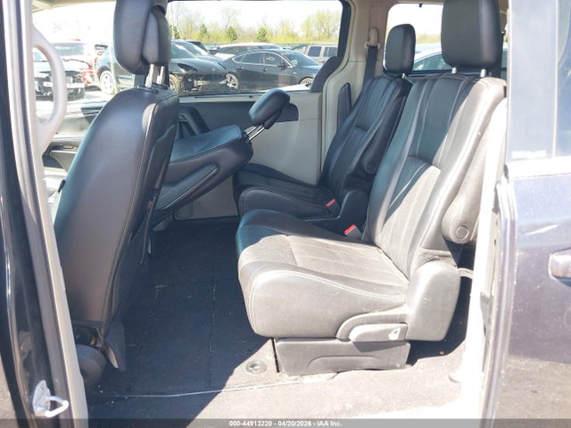 Chrysler Town & Country Touring-l