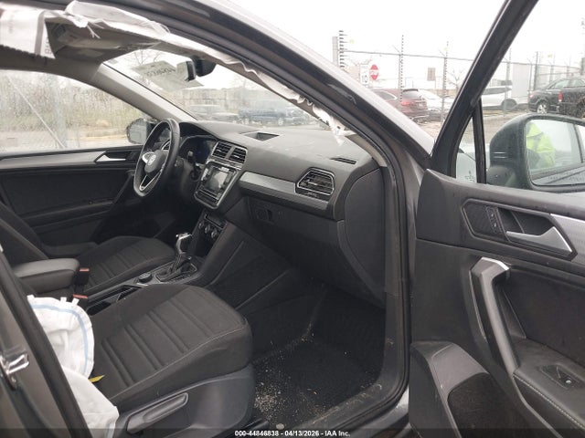 Volkswagen Tiguan 2.0t S