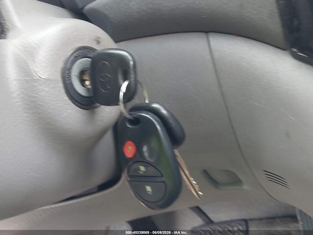 Toyota Sienna Le