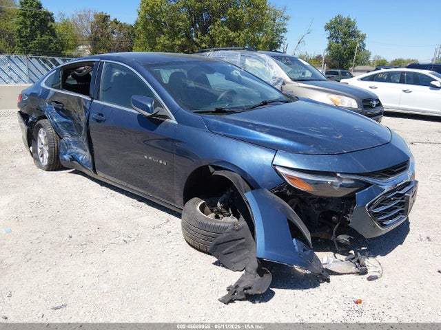Salvage Chevrolet Malibu Image