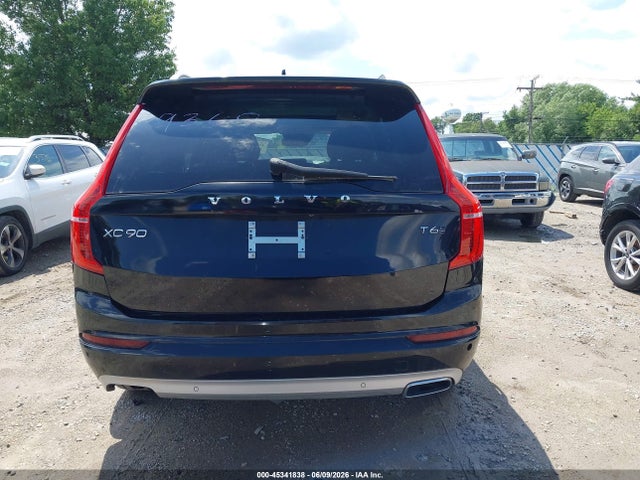 Volvo XC90 T6 Momentum