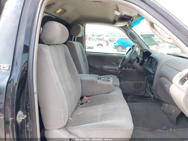 Toyota Tundra Sr5 V8